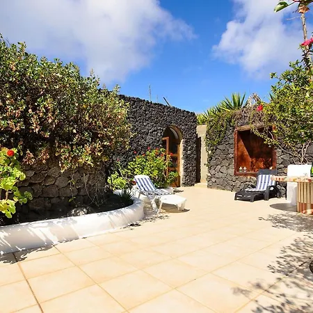 Villa La Bodega - House On Volcano With A Piano *
